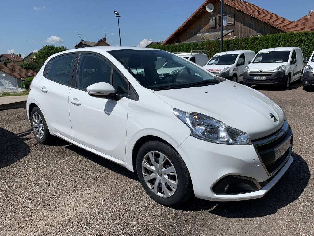 Peugeot 208 affaire - 1.6 BLUEHDI 100 PREMIUM PACK